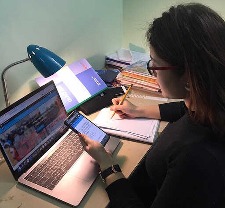 Giáo viên thể dục dạy online có được thanh toán tiết thực hành?