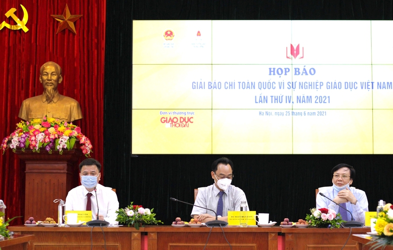 Phát động Giải Báo chí Vì sự nghiệp giáo dục Việt Nam 2021