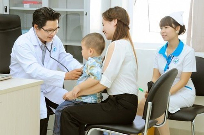 Hết thời gian nghỉ thai sản, con ốm thì có được nghỉ thêm?