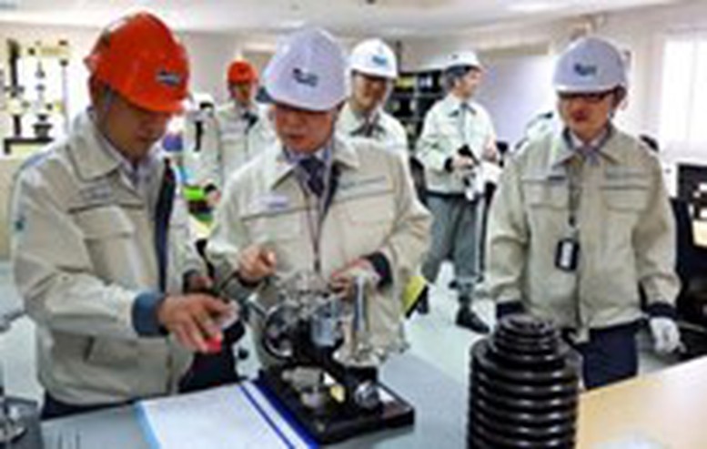 Điều kiện miễn thuế TNCN với chuyên gia nước ngoài