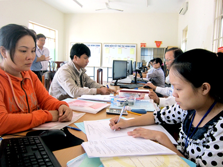 Hỗ trợ chi phí đi lại đối với công chức được cử đi học