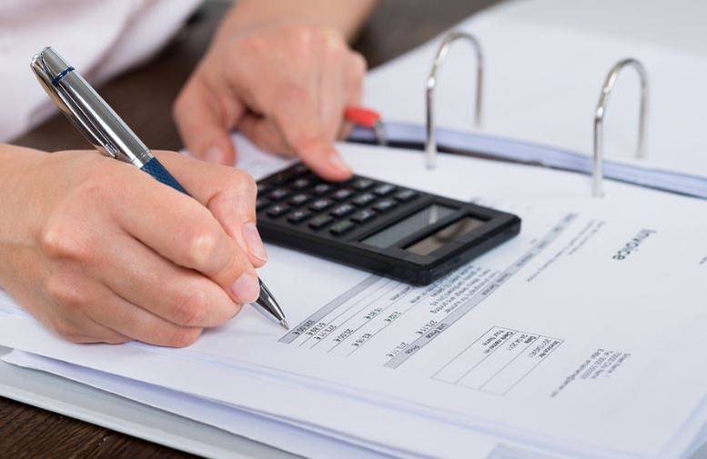 Doanh nghiệp phân phối có được làm đại lý bảo hiểm?