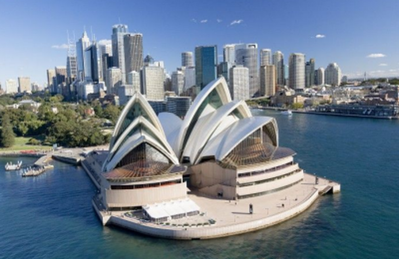 Australia siết chặt mua bán bất động sản với người nước ngoài