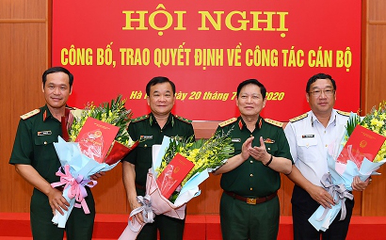 Công bố, trao quyết định của Thủ tướng bổ nhiệm lãnh đạo Bộ Quốc phòng