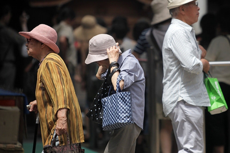 WHO cảnh báo tình trạng bùng nổ dân số già  