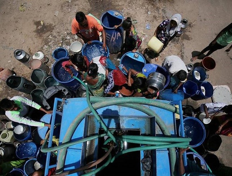 Lũ lụt nghiêm trọng tại Indonesia, nắng nóng kỷ lục tại Ấn Độ