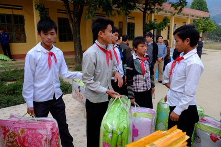 Chuyến công tác ấm áp trong ngày giá rét