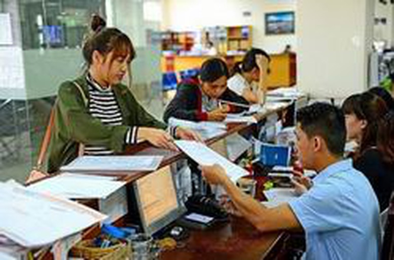 Cả cha và mẹ đều được nghỉ hưởng chế độ khi con ốm?