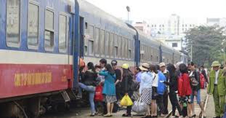 Giáo viên về quê nghỉ lễ, tết được thanh toán tiền tàu xe