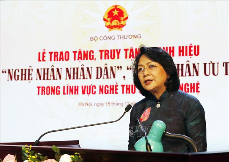 Trao tặng, truy tặng danh hiệu NNND, NNƯT nghề thủ công mỹ nghệ