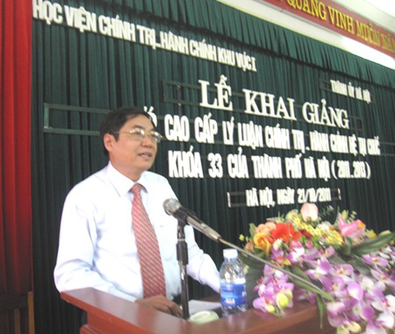 Khai giảng lớp cao cấp lý luận chính trị - hành chính