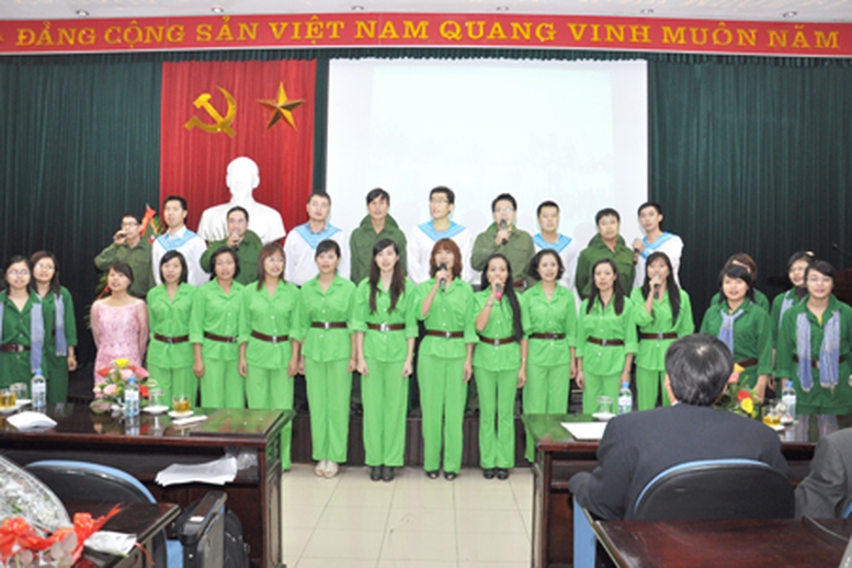 UBCKNN:Tiếp tục phát động phong trào uống nước nhớ nguồn nhân kỷ niệm ngày thành lập Quân đội Nhân dân Việt Nam