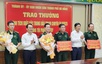 Khen thưởng đột xuất lực lượng triệt phá chuyên án gần 300 kg ma túy