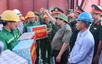 Thủ tướng kiểm tra tiến độ cầu Phong Châu, chỉ đạo triển khai tuyến cao tốc mới tại Phú Thọ