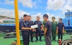 Hải quan phát hiện tàu chở hơn 70.000 lít dầu FO trên biển