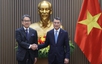 Prime Minister Le Minh Hung receives JBIC Chairman in Ha Noi 