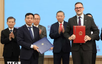 Viet Nam, UN exchange cooperation agreements in New York