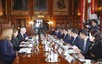 越南国会主席王廷惠与英国下议院议长林赛·霍伊尔举行会谈