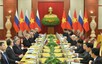 越共中央总书记阮富中与普京总统举行会谈