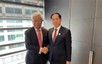 越南政府副总理兼外交部长裴青山会见亚洲基础设施投资银行行长金立群