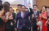 范明政总理出席题为“企业与国家同行80年”的政府总理与企业见面会