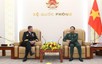越南人民军总参谋长，国防部副部长阮新疆大将会见澳大利亚皇家海军司令