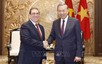 越共中央总书记苏林会见古巴共产党和国家特使