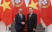 越南外交部长黎怀忠同葡萄牙国务部长兼外交部长保罗·兰热尔举行会谈