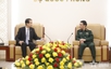 越南国防部部长潘文江大将会见中国驻越南大使何炜