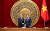 越南国会副主席阮尹英会见中国西藏自治区人大常委会副主任许成仓