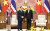 越南国会主席陈青敏会见泰国国王