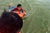 Bộ đội Biên phòng TPHCM cứu một người gặp nạn trên biển