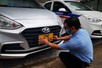 Tháo gỡ khó khăn cho chủ xe kinh doanh vận tải chưa đổi biển vàng
