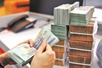 Phê duyệt Kế hoạch vay, trả nợ công năm 2025 và Chương trình quản lý nợ công 3 năm 2025-2027