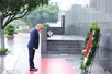 Chùm ảnh: Thủ tướng Ba Lan Donald Tusk viếng Chủ tịch Hồ Chí Minh