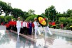 Đại biểu dự Đại hội Hội Chữ thập đỏ Việt Nam lần thứ XII dâng hương tưởng niệm các Anh hùng liệt sĩ