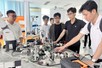 Hoàn thiện cơ chế triển khai học bổng cho người học ngành công nghệ chiến lược