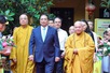 Gov’t chief visits Buddhist dignitaries on Buddha’s birthday
