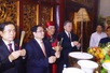 Prime Minister pays tribute to Hung Kings in Phu Tho province
