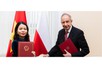 Viet Nam, Poland sign MoU on cooperation