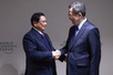 Prime Minister Pham Minh Chinh meets Chinese Vice Premier Ding Xuexiang 