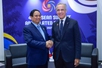 Vietnamese PM meets with Cambodian, Canadian, Brazilian leaders on sidelines of 47th ASEAN Summit