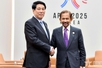 State President meets foreign leaders on sidelines of APEC Economic Leaders' Meeting