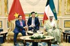 Prime Minister Pham Minh Chinh meets Kuwaiti Emir Sheikh Meshal Al-Ahmad Al-Jaber Al-Sabah