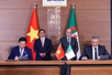 Viet Nam, Algeria sign seven cooperation deals