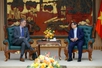 Prime Minister suggests France join nuclear power projects in Viet Nam