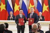 Viet Nam, Russia sign cooperation agreements across all sectors