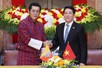 State President holds talks with Bhutanese King in Ha Noi