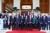 Prime Minister Le Minh Hung hosts EU Ambassadors, Chargé d'affaires in Viet Nam