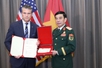 Phan Van Giang meets U.S. Secretary of War Pete Hegseth in Cebu